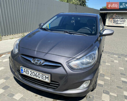 Серый Хендай Акцент, объемом двигателя 1.4 л и пробегом 200 тыс. км за 6950 $, фото 7 на Automoto.ua