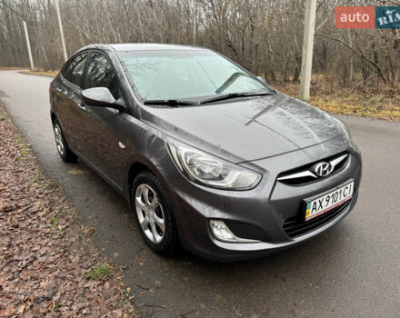 Серый Хендай Акцент, объемом двигателя 1.4 л и пробегом 125 тыс. км за 7500 $, фото 15 на Automoto.ua