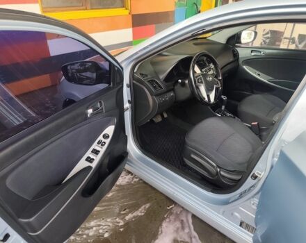 Серый Хендай Акцент, объемом двигателя 1.6 л и пробегом 227 тыс. км за 6350 $, фото 8 на Automoto.ua