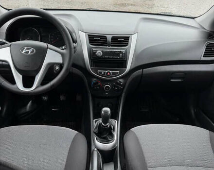 Серый Хендай Акцент, объемом двигателя 1.4 л и пробегом 38 тыс. км за 7700 $, фото 19 на Automoto.ua