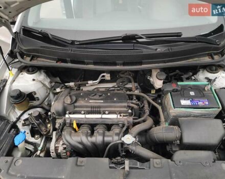 Серый Хендай Акцент, объемом двигателя 1.4 л и пробегом 104 тыс. км за 7600 $, фото 7 на Automoto.ua