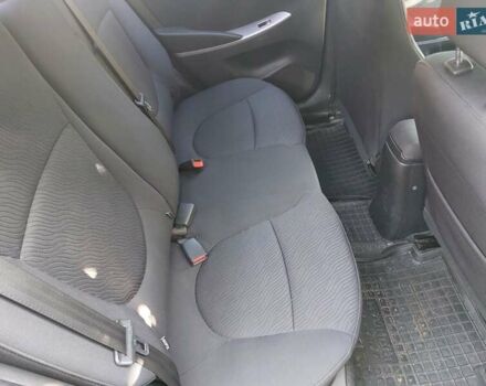 Сірий Хендай Акцент, об'ємом двигуна 1.4 л та пробігом 320 тис. км за 6100 $, фото 5 на Automoto.ua