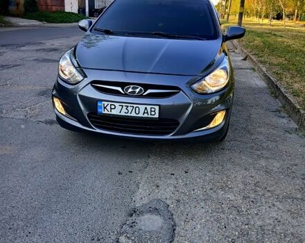 Серый Хендай Акцент, объемом двигателя 1.4 л и пробегом 229 тыс. км за 6500 $, фото 3 на Automoto.ua