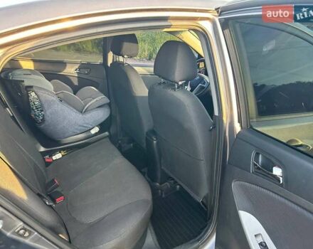 Сірий Хендай Акцент, об'ємом двигуна 1.4 л та пробігом 206 тис. км за 7000 $, фото 25 на Automoto.ua