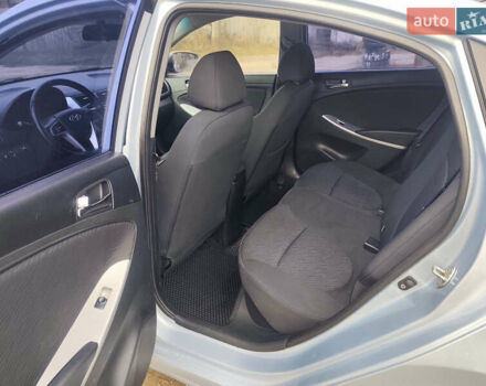 Серый Хендай Акцент, объемом двигателя 1.6 л и пробегом 267 тыс. км за 6500 $, фото 16 на Automoto.ua