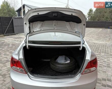 Серый Хендай Акцент, объемом двигателя 1.6 л и пробегом 186 тыс. км за 7900 $, фото 29 на Automoto.ua