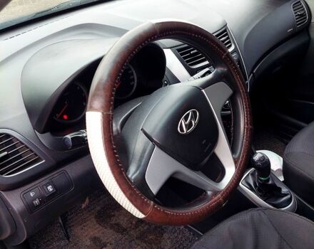 Серый Хендай Акцент, объемом двигателя 1.4 л и пробегом 165 тыс. км за 6500 $, фото 1 на Automoto.ua