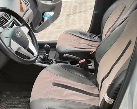 Серый Хендай Акцент, объемом двигателя 1.4 л и пробегом 104 тыс. км за 7600 $, фото 5 на Automoto.ua