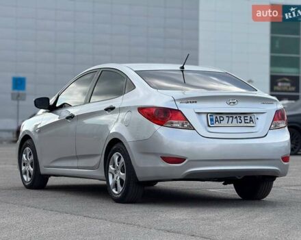 Сірий Хендай Акцент, об'ємом двигуна 1.4 л та пробігом 138 тис. км за 6499 $, фото 6 на Automoto.ua