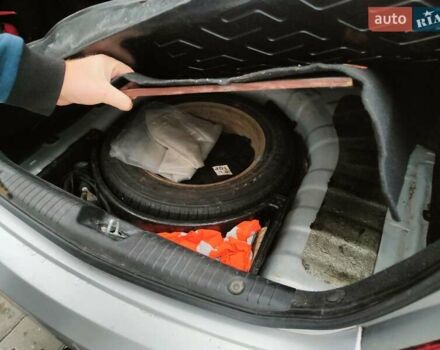 Серый Хендай Акцент, объемом двигателя 1.4 л и пробегом 104 тыс. км за 7600 $, фото 10 на Automoto.ua