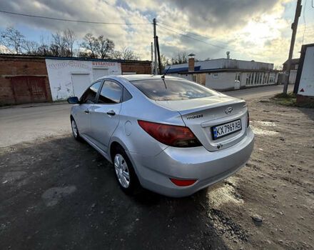 Серый Хендай Акцент, объемом двигателя 1.4 л и пробегом 242 тыс. км за 6100 $, фото 2 на Automoto.ua