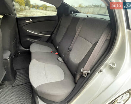 Хендай Акцент 2011 у Одесі на Automoto.ua Сірий Хендай Акцент, об'ємом двигуна 1.4 л та пробігом 184 тис. км за 7200 $, фото 52 на Automoto.ua