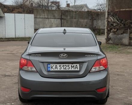 Сірий Хендай Акцент, об'ємом двигуна 1.4 л та пробігом 200 тис. км за 6450 $, фото 4 на Automoto.ua