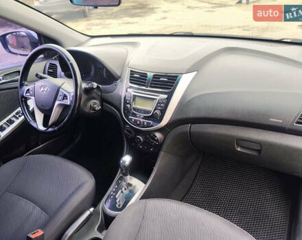 Серый Хендай Акцент, объемом двигателя 1.6 л и пробегом 267 тыс. км за 6500 $, фото 17 на Automoto.ua