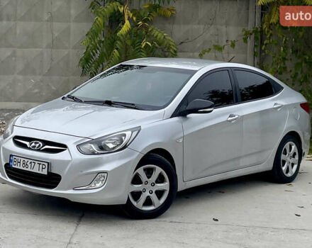 Хендай Акцент 2011 у Одесі на Automoto.ua Сірий Хендай Акцент, об'ємом двигуна 1.4 л та пробігом 184 тис. км за 7200 $, фото 13 на Automoto.ua
