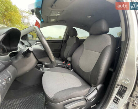 Хендай Акцент 2011 у Одесі на Automoto.ua Сірий Хендай Акцент, об'ємом двигуна 1.4 л та пробігом 184 тис. км за 7200 $, фото 36 на Automoto.ua