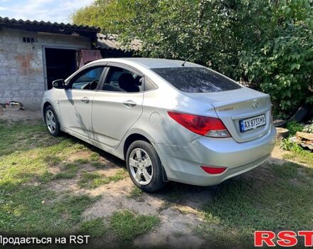 Серый Хендай Акцент, объемом двигателя 1.4 л и пробегом 290 тыс. км за 4600 $, фото 3 на Automoto.ua