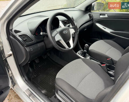 Серый Хендай Акцент, объемом двигателя 1.4 л и пробегом 38 тыс. км за 7700 $, фото 13 на Automoto.ua