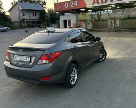 Серый Хендай Акцент, объемом двигателя 1.4 л и пробегом 187 тыс. км за 5800 $, фото 2 на Automoto.ua