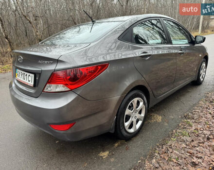 Серый Хендай Акцент, объемом двигателя 1.4 л и пробегом 125 тыс. км за 7500 $, фото 16 на Automoto.ua