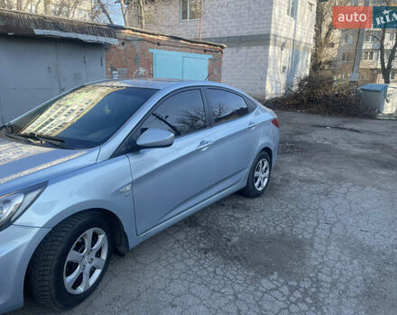 Сірий Хендай Акцент, об'ємом двигуна 1.59 л та пробігом 253 тис. км за 7500 $, фото 1 на Automoto.ua