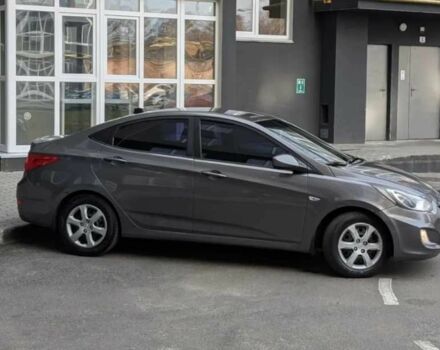 Серый Хендай Акцент, объемом двигателя 1.4 л и пробегом 233 тыс. км за 6480 $, фото 9 на Automoto.ua