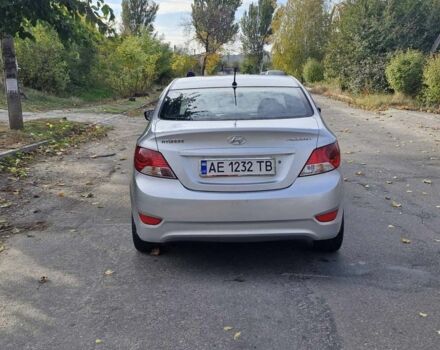 Серый Хендай Акцент, объемом двигателя 1.4 л и пробегом 173 тыс. км за 6800 $, фото 5 на Automoto.ua