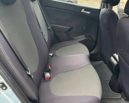 Серый Хендай Акцент, объемом двигателя 1.4 л и пробегом 140 тыс. км за 6800 $, фото 11 на Automoto.ua