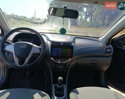 Сірий Хендай Акцент, об'ємом двигуна 1.4 л та пробігом 233 тис. км за 6950 $, фото 14 на Automoto.ua