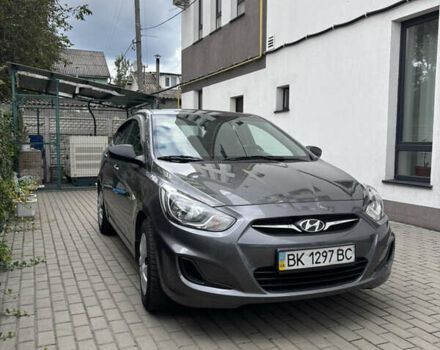 Сірий Хендай Акцент, об'ємом двигуна 1.4 л та пробігом 123 тис. км за 8100 $, фото 2 на Automoto.ua