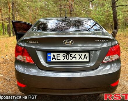 Сірий Хендай Акцент, об'ємом двигуна 1.4 л та пробігом 202 тис. км за 6500 $, фото 3 на Automoto.ua