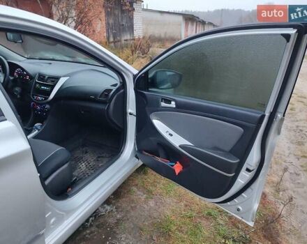 Серый Хендай Акцент, объемом двигателя 1.4 л и пробегом 177 тыс. км за 6100 $, фото 18 на Automoto.ua