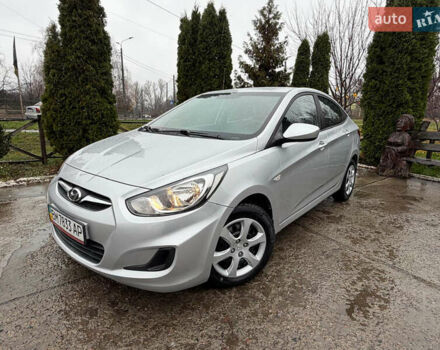 Серый Хендай Акцент, объемом двигателя 1.4 л и пробегом 38 тыс. км за 7700 $, фото 2 на Automoto.ua