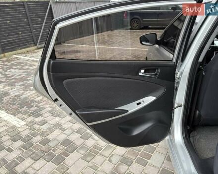 Серый Хендай Акцент, объемом двигателя 1.6 л и пробегом 186 тыс. км за 7900 $, фото 23 на Automoto.ua