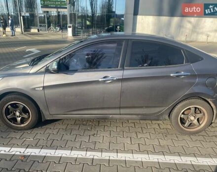 Сірий Хендай Акцент, об'ємом двигуна 1.4 л та пробігом 177 тис. км за 6000 $, фото 2 на Automoto.ua