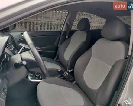 Серый Хендай Акцент, объемом двигателя 1.4 л и пробегом 175 тыс. км за 7500 $, фото 28 на Automoto.ua