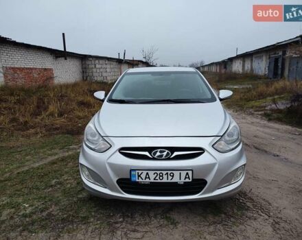 Серый Хендай Акцент, объемом двигателя 1.4 л и пробегом 177 тыс. км за 6100 $, фото 1 на Automoto.ua