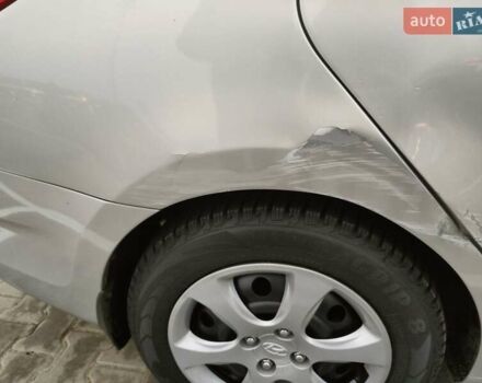 Серый Хендай Акцент, объемом двигателя 1.4 л и пробегом 104 тыс. км за 7600 $, фото 13 на Automoto.ua