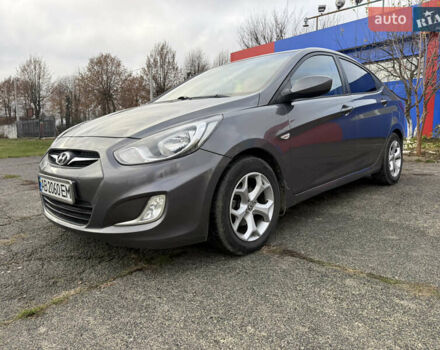 Серый Хендай Акцент, объемом двигателя 1.4 л и пробегом 206 тыс. км за 6400 $, фото 1 на Automoto.ua