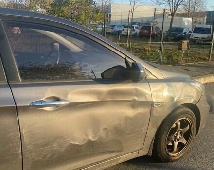 Сірий Хендай Акцент, об'ємом двигуна 1.4 л та пробігом 177 тис. км за 6000 $, фото 11 на Automoto.ua