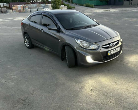 Серый Хендай Акцент, объемом двигателя 1.4 л и пробегом 187 тыс. км за 5800 $, фото 7 на Automoto.ua