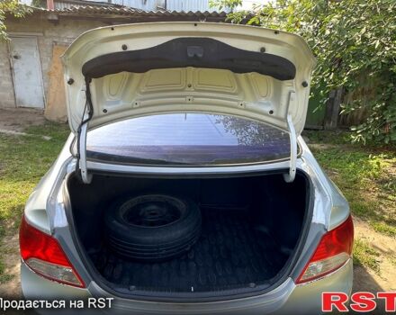 Серый Хендай Акцент, объемом двигателя 1.4 л и пробегом 290 тыс. км за 4600 $, фото 13 на Automoto.ua