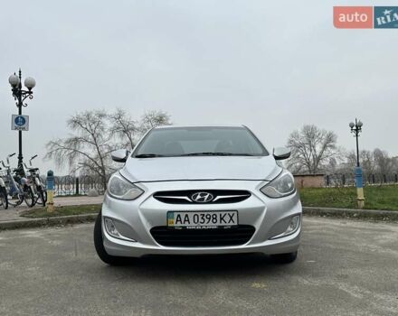 Серый Хендай Акцент, объемом двигателя 1.4 л и пробегом 180 тыс. км за 8100 $, фото 36 на Automoto.ua