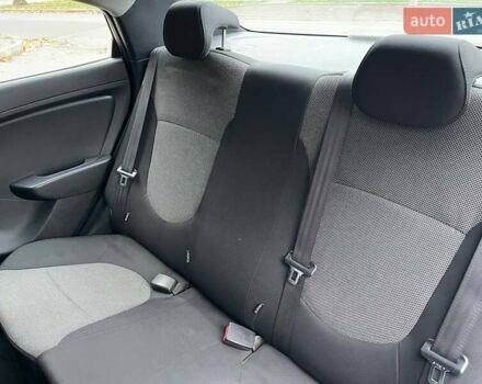 Сірий Хендай Акцент, об'ємом двигуна 1.4 л та пробігом 172 тис. км за 7299 $, фото 17 на Automoto.ua