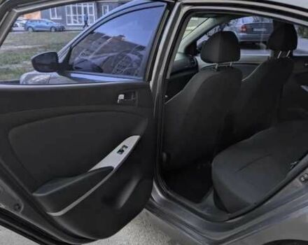 Серый Хендай Акцент, объемом двигателя 1.4 л и пробегом 233 тыс. км за 6480 $, фото 7 на Automoto.ua