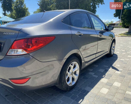 Серый Хендай Акцент, объемом двигателя 1.4 л и пробегом 200 тыс. км за 6950 $, фото 10 на Automoto.ua