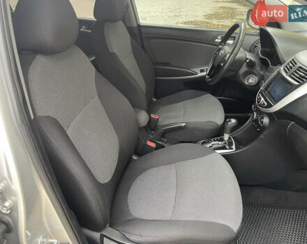 Хендай Акцент 2011 у Одесі на Automoto.ua Сірий Хендай Акцент, об'ємом двигуна 1.4 л та пробігом 184 тис. км за 7200 $, фото 43 на Automoto.ua