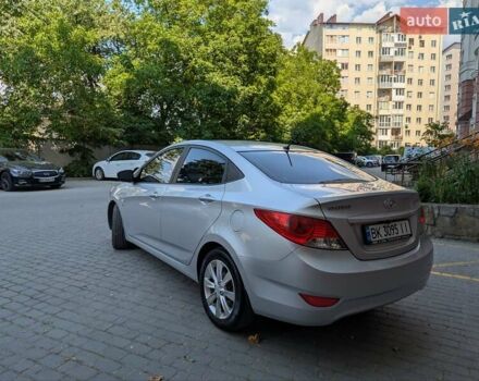 Сірий Хендай Акцент, об'ємом двигуна 1.6 л та пробігом 126 тис. км за 8600 $, фото 1 на Automoto.ua