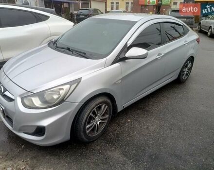 Серый Хендай Акцент, объемом двигателя 1.4 л и пробегом 316 тыс. км за 5800 $, фото 4 на Automoto.ua