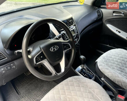 Серый Хендай Акцент, объемом двигателя 1.59 л и пробегом 192 тыс. км за 7700 $, фото 7 на Automoto.ua